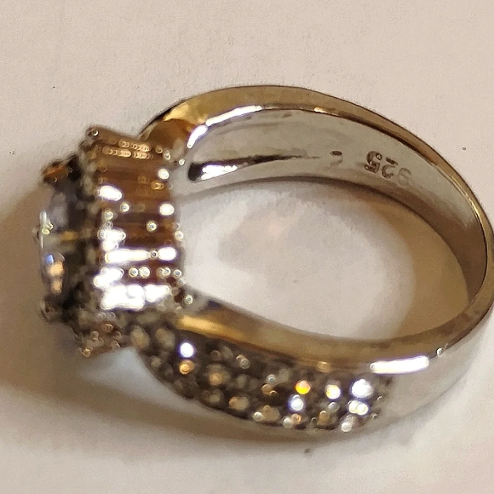 Vintage Signed 925 CZ Cocktail Ring size 5‎